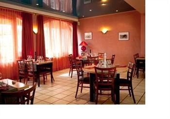 Citotel Hotel Le Commerce Sévérac-le-Château エクステリア 写真
